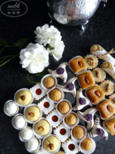 Lire la suite à propos de l’article Aïd Al fitr 2020 | Mon plateau de pâtisseries