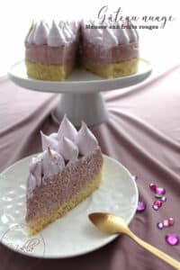 Lire la suite à propos de l’article Gâteau nuage aux fruits rouges | Avec agar-agar