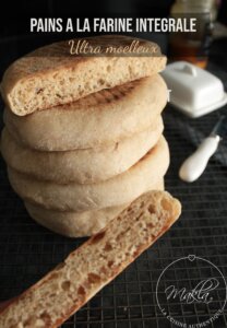 Lire la suite à propos de l’article Petits pains à la farine intégrale